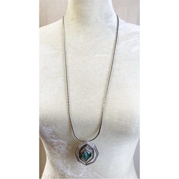 Chloe + Isabel Northern Lights Glow Pendant Long Necklace - Picture 1 of 6